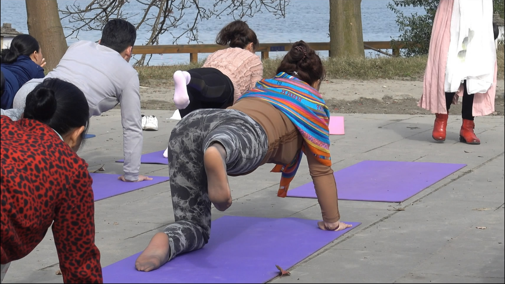 streetsnapnylon[00 01 10][20181205 213702 2]